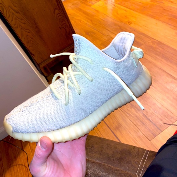 Yeezy 350 v2 butters - Picture 1 of 9